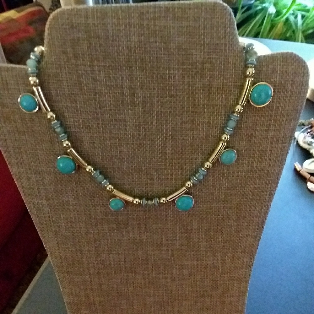 Bon Voyage Necklace by Premier Designs